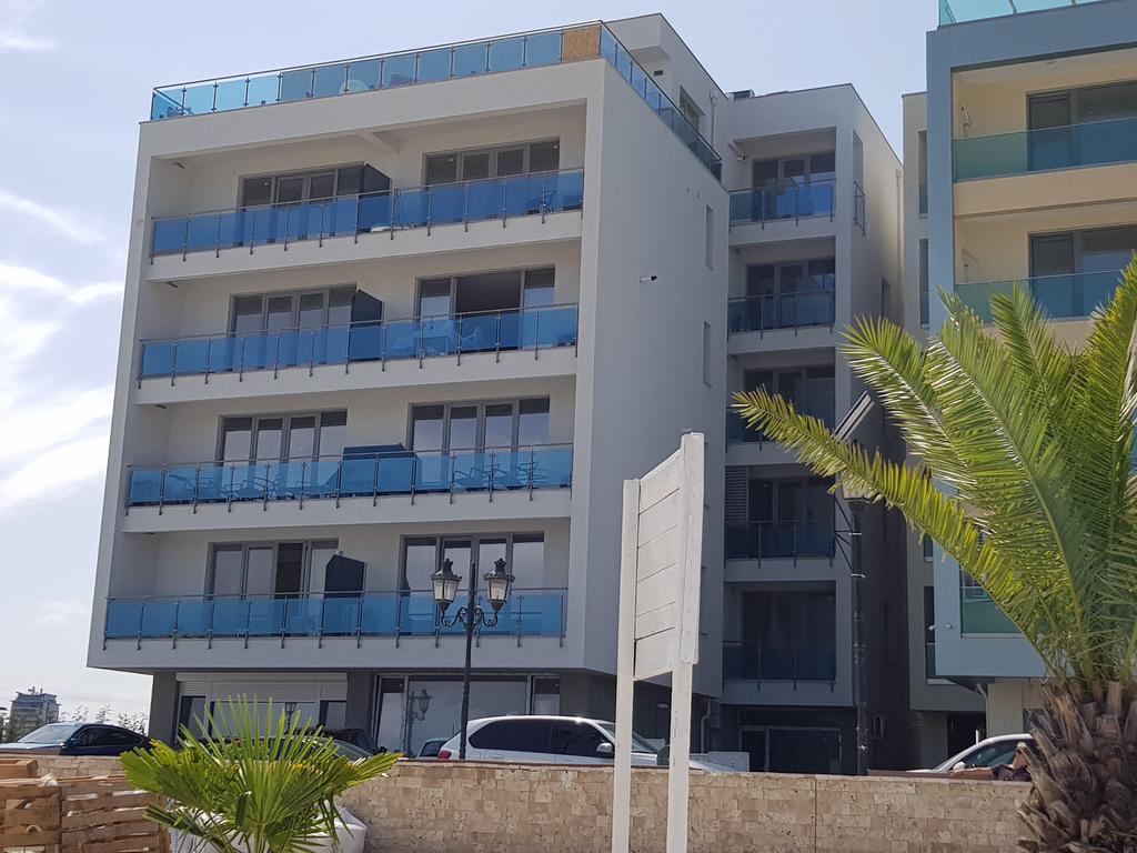 WAVE 1 Promenada Apartments Navodari Bagian luar foto