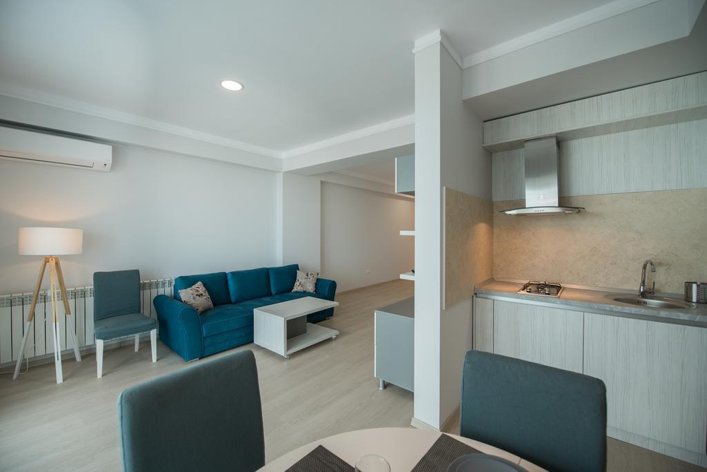 WAVE 1 Promenada Apartments Navodari Bagian luar foto